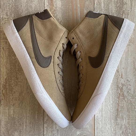 NWT Nike SB Bruin khaki - Picture 2 of 8